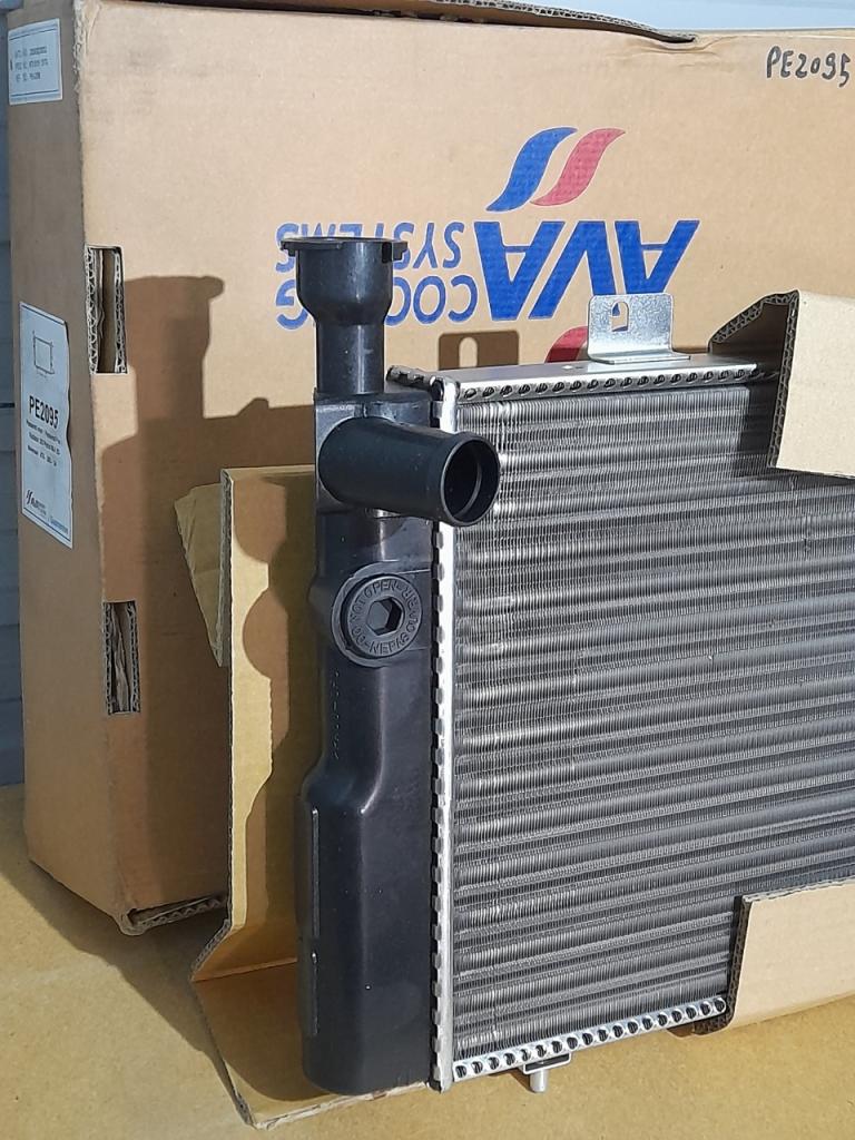 Radiateur Peugeot 205 LesAnciennes.com