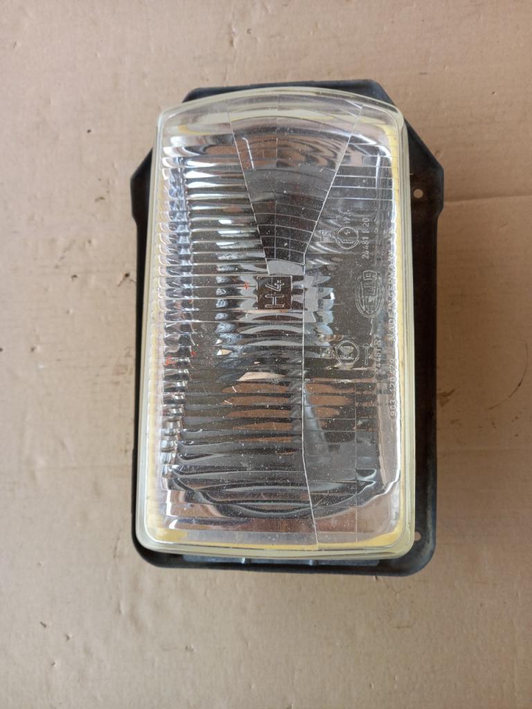 Phares VOLKSWAGEN Passat LesAnciennes.com