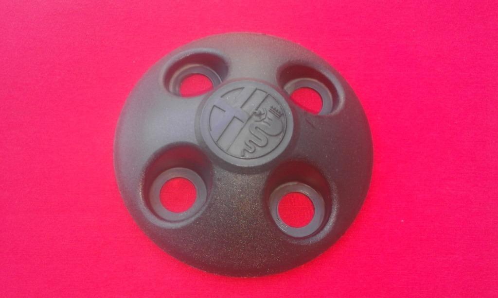 ALFA ROMEO Alfetta enjoliveur roue LesAnciennes.com