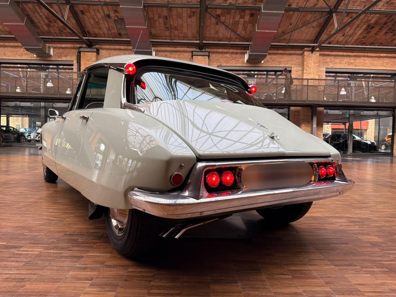 CITROEN DS ID19 Grande Route - 1958 LesAnciennes.com