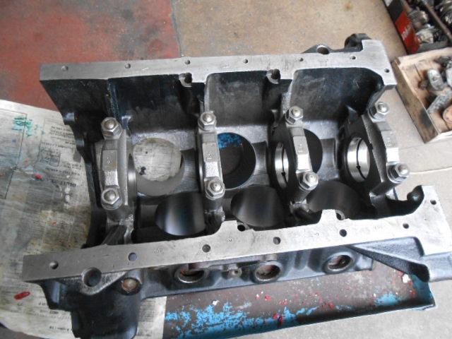 Bloc moteur Ferrari Dino 246 LesAnciennes.com
