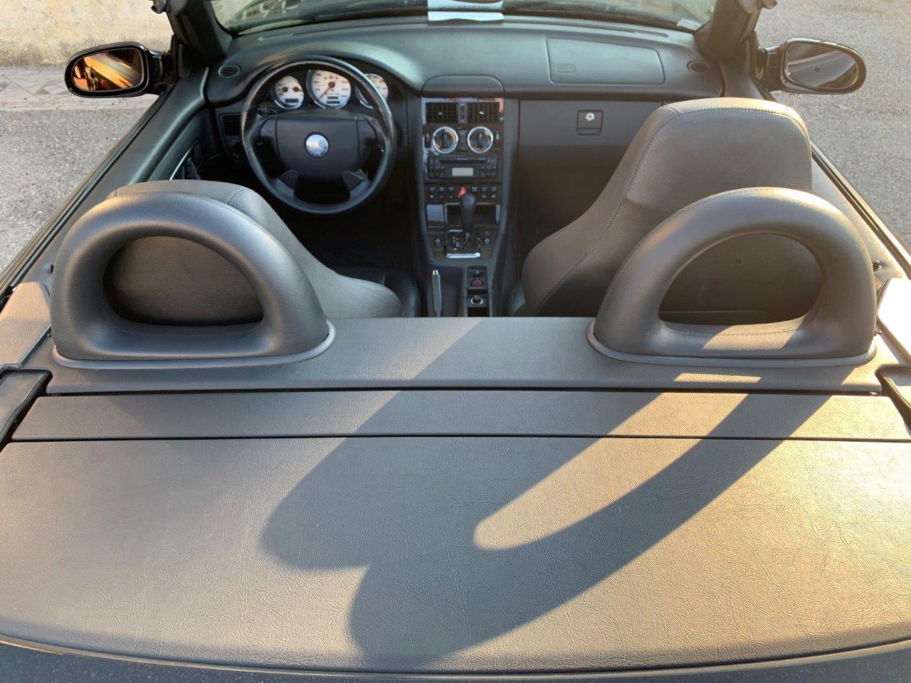 MERCEDES SLK 32 AMG FACELIFT BVA - 2001 LesAnciennes.com
