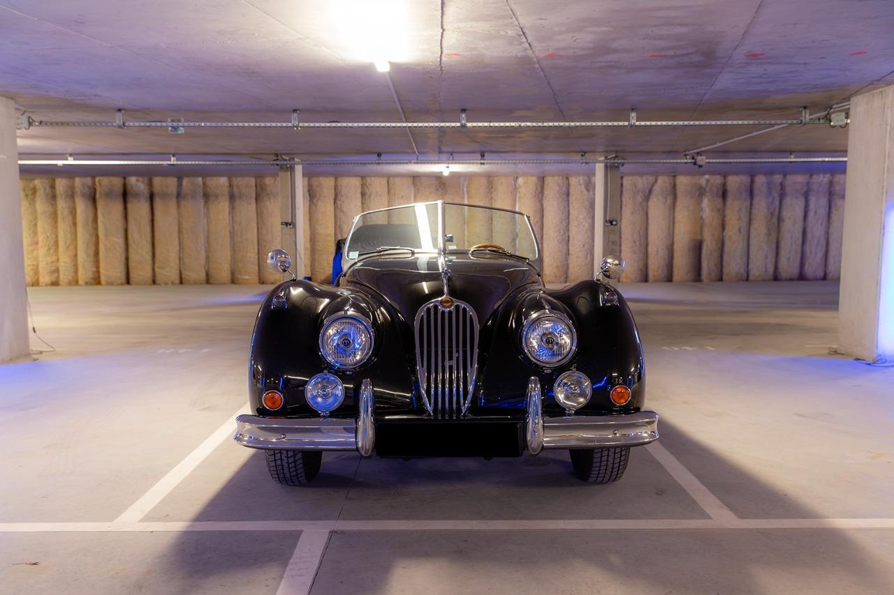 JAGUAR XK140 OTS - 1955 LesAnciennes.com