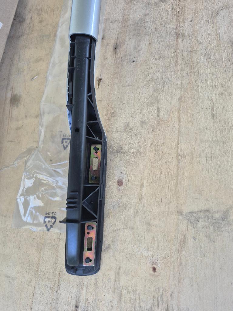 Barre de Toit D PEUGEOT 307 SW LesAnciennes.com