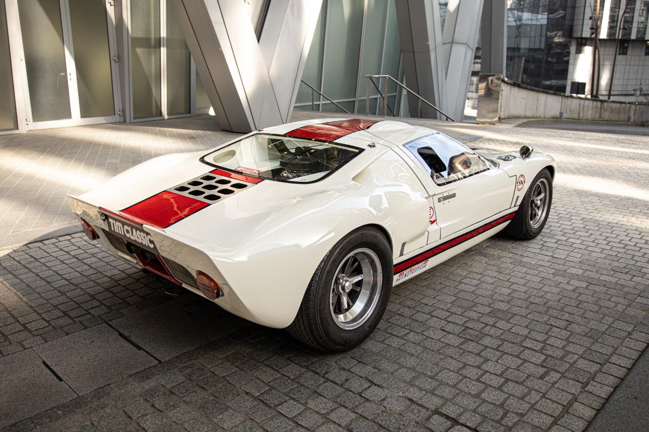 FORD GT40 GT Developement - 1975 LesAnciennes.com
