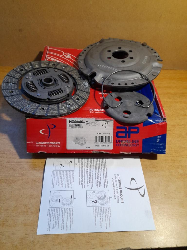 Kit embrayage VW golf I GTI golf II 1.6D AP.KT8082 LesAnciennes.com