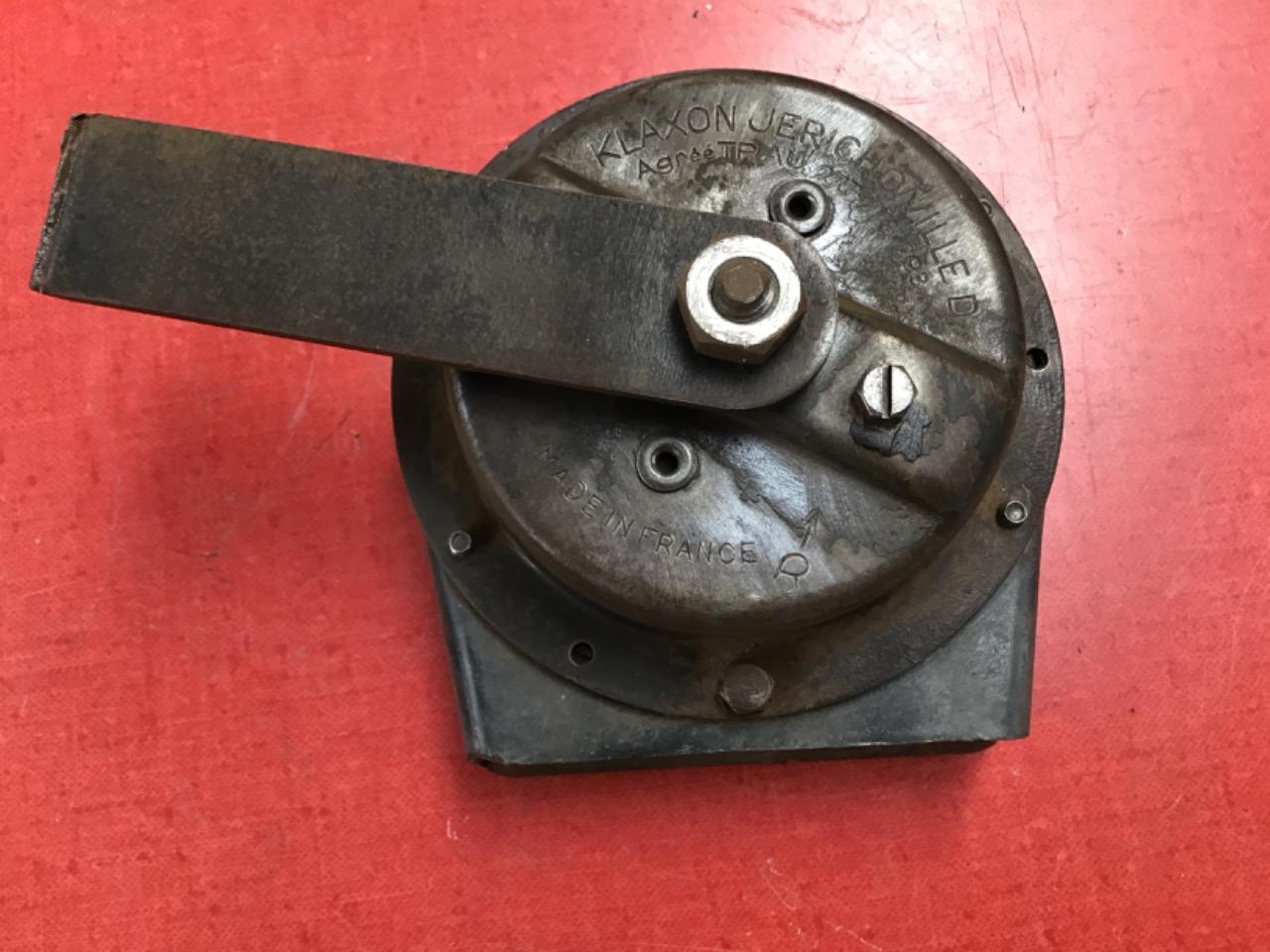KLAXON JERICHO 6V FONCTIONNEL LesAnciennes.com