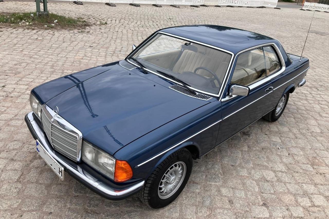 MERCEDES 280 CE Coupé - 1982 LesAnciennes.com
