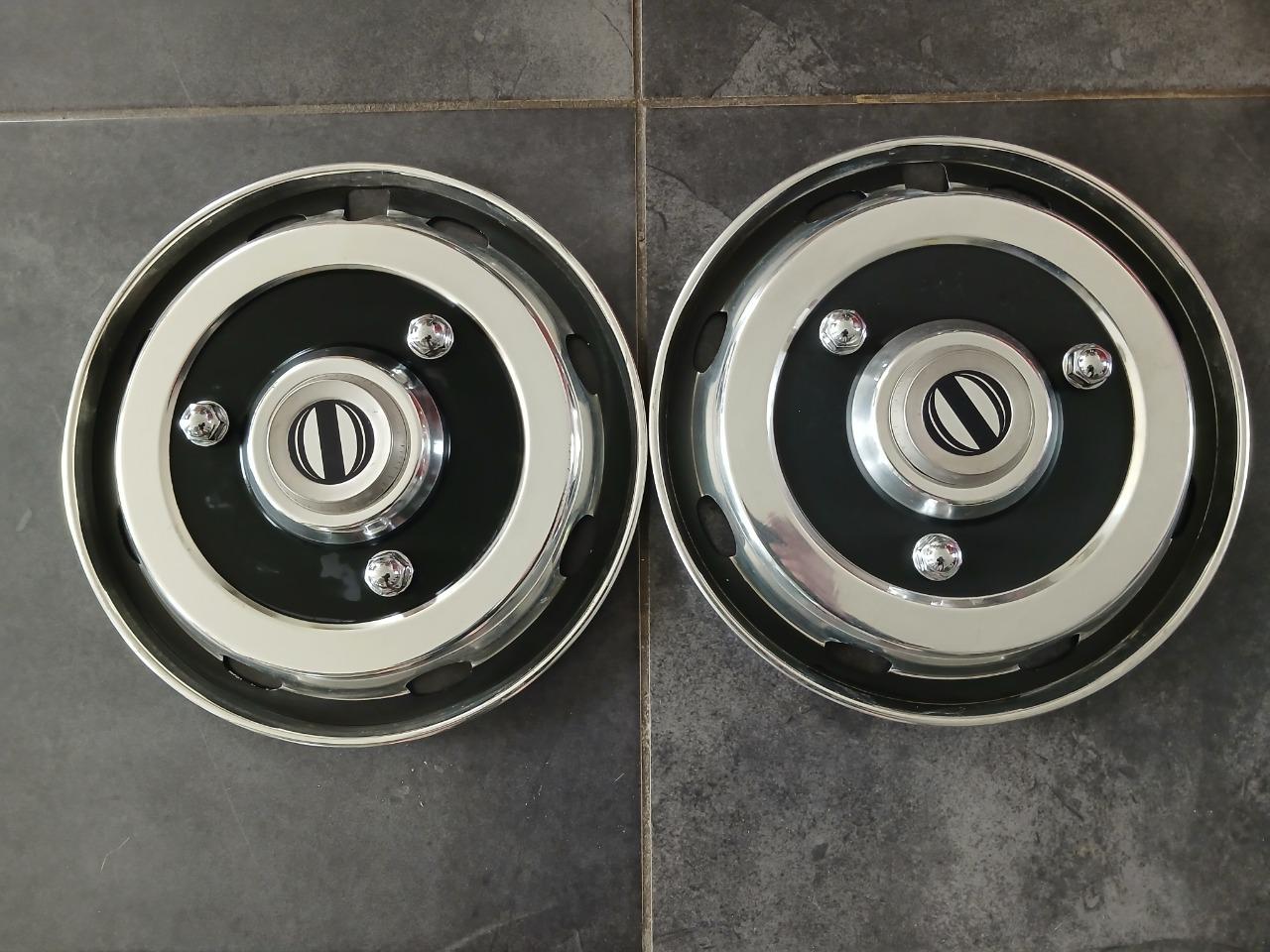 2 enjoliveurs accessoires CITROEN LN / LNA LesAnciennes.com