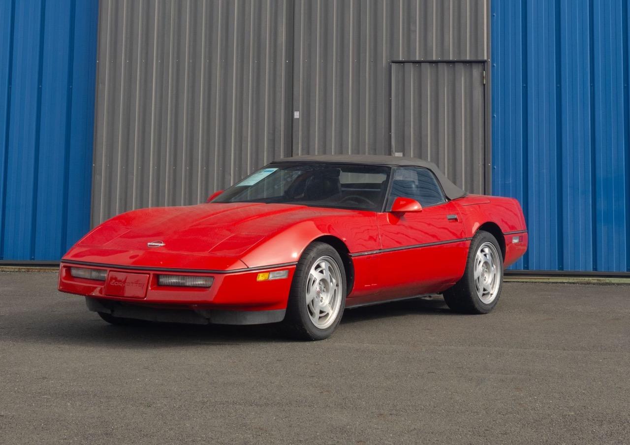 CHEVROLET Corvette C4 Cabriolet - 1990 LesAnciennes.com