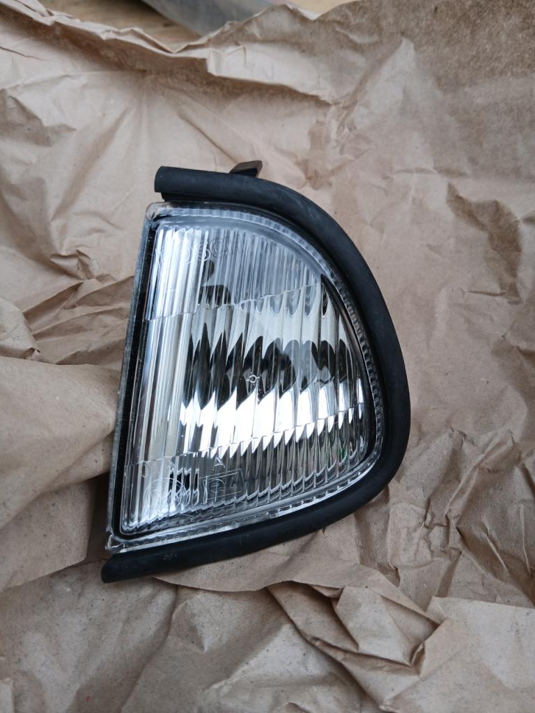 Clignotant LANCIA Delta MK2 LesAnciennes.com