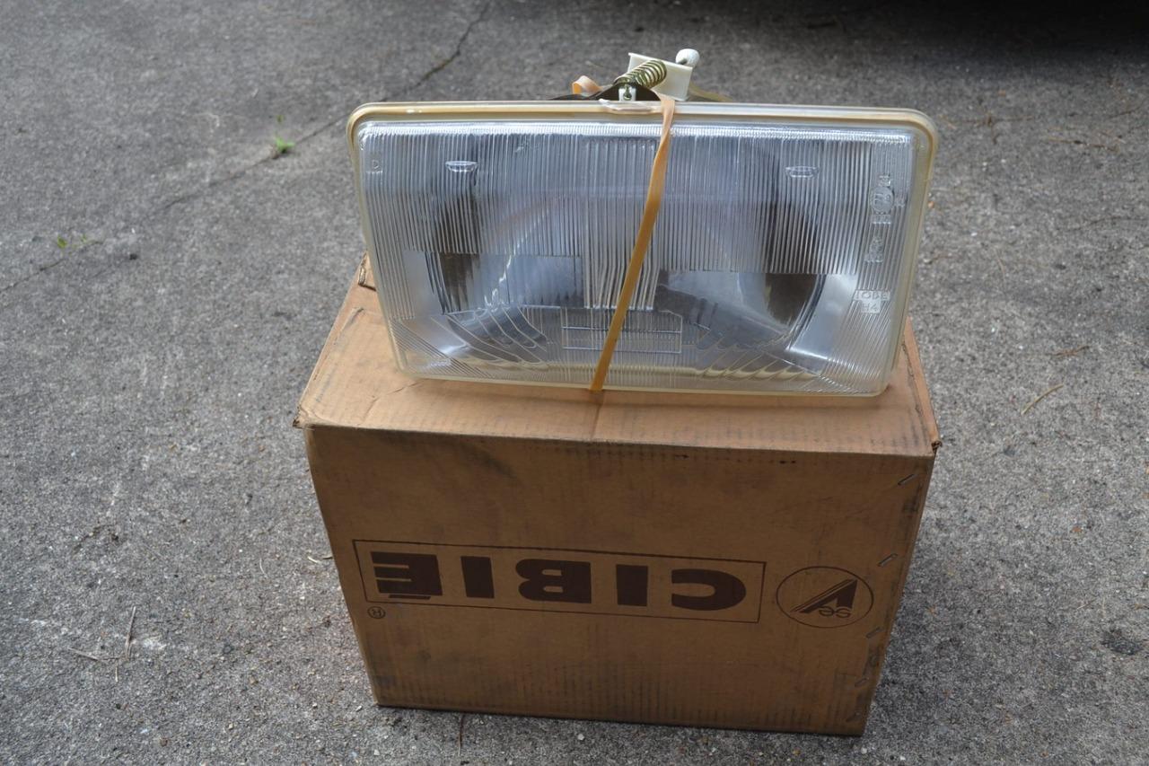 Phare DT, CIBIE, SIMCA 1307 1308, neuf LesAnciennes.com