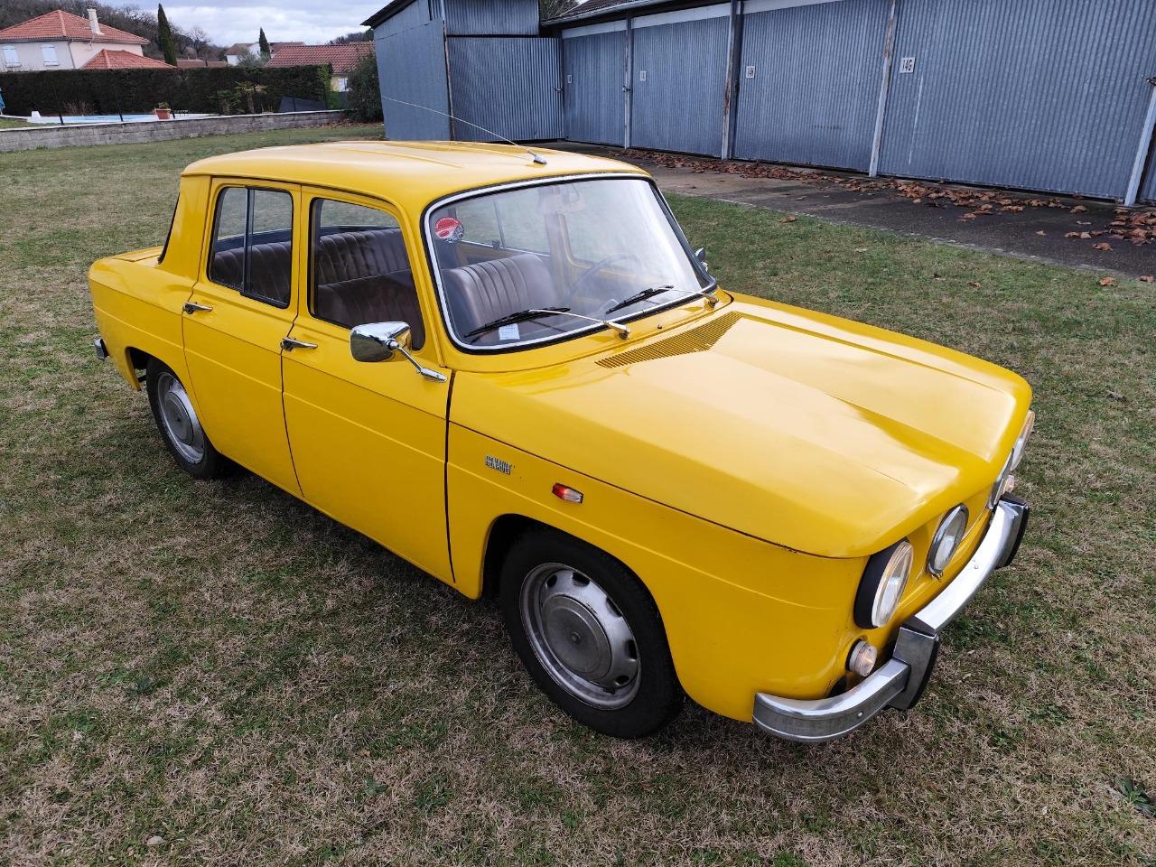 RENAULT 8 (R8) r1130 5cv jaune 386 - 1967 LesAnciennes.com