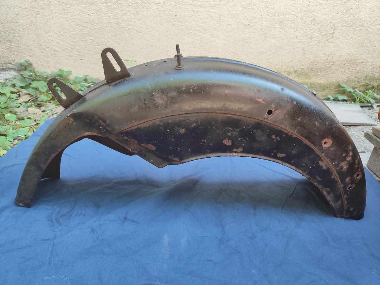 Garde boue arrière BSA 500 M20 WM20 LesAnciennes.com