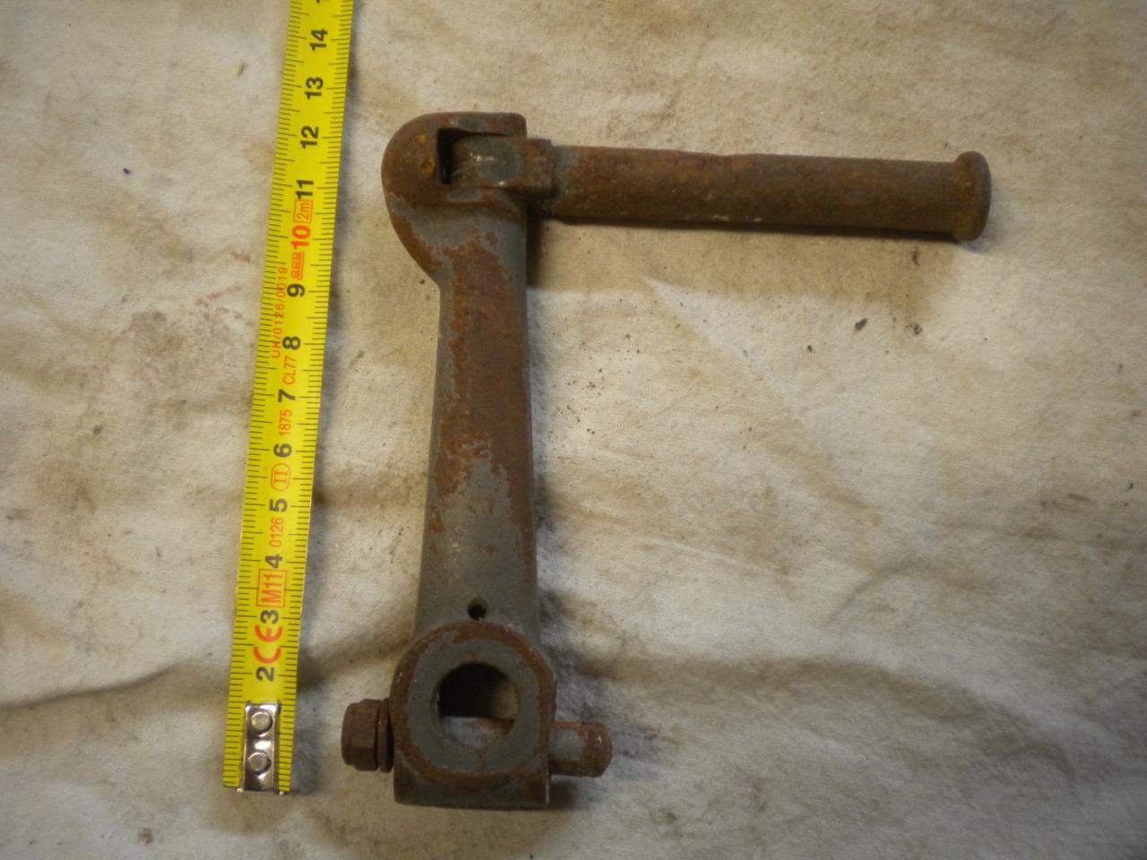 Pièces UN PETIT KICK moto 125 scooter LesAnciennes.com