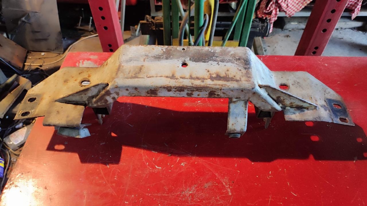 Traverse avant R5 alpine LesAnciennes.com