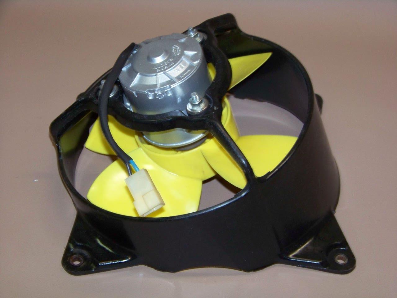 Fiat X1/9 1300 : ventilateur. LesAnciennes.com