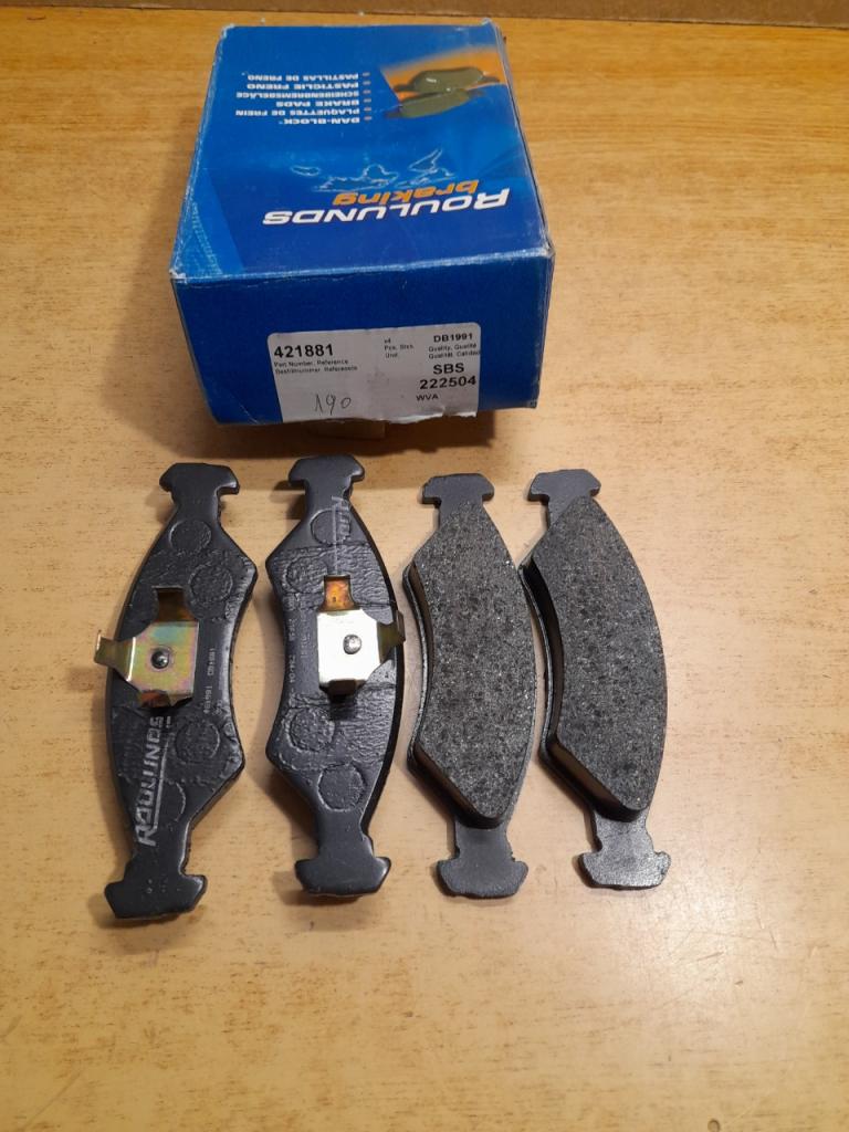 Plaquettes de Frein Avant Ford Fiesta MK2 LesAnciennes.com