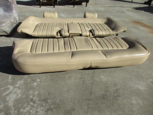 Banquette arrière Jaguar XJ40 LesAnciennes.com