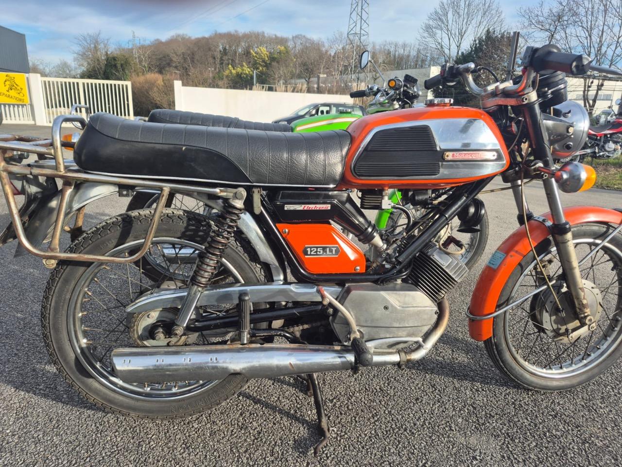 MOTOBECANE 125 LT LT3 - 1972 LesAnciennes.com