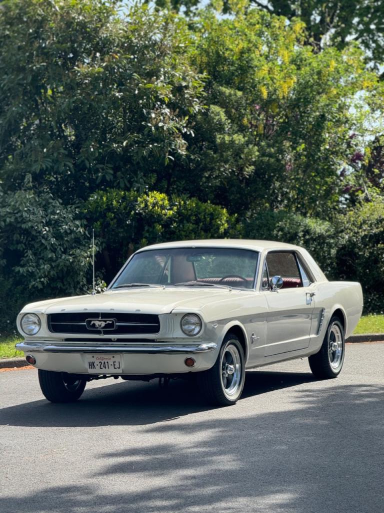FORD Mustang Coupe code c v8 289 - 1965 LesAnciennes.com