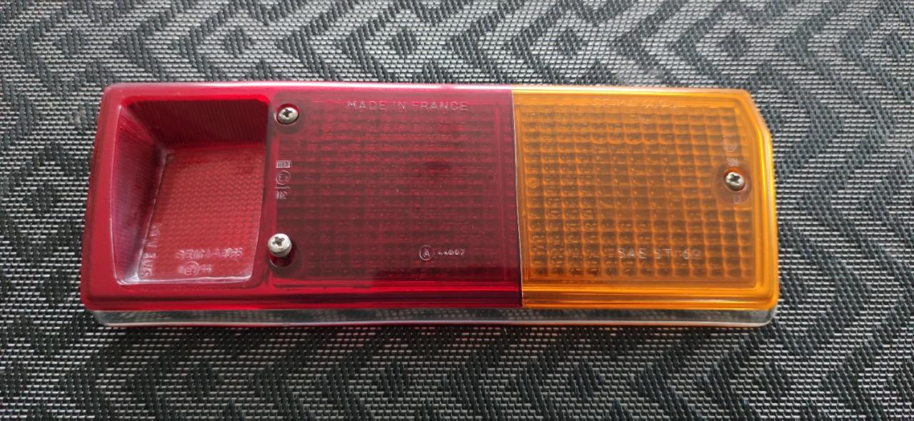 Cabochon de feu chromé ALPINE RENAULT A310 série 1 LesAnciennes.com