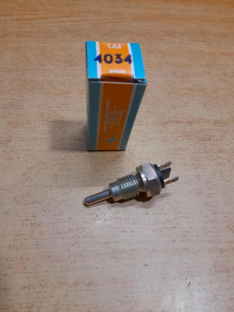 Contacteur feux de recul Citroën Visa LNA GS GSA LesAnciennes.com