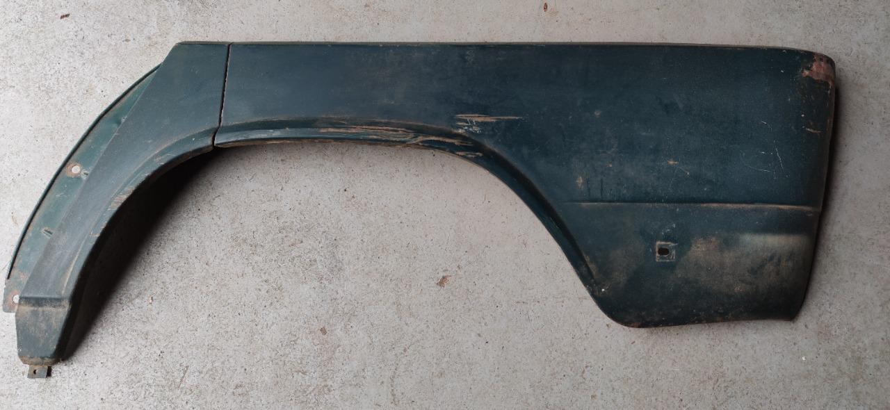 Aile arrière gauche verte SIMCA 1100 LesAnciennes.com