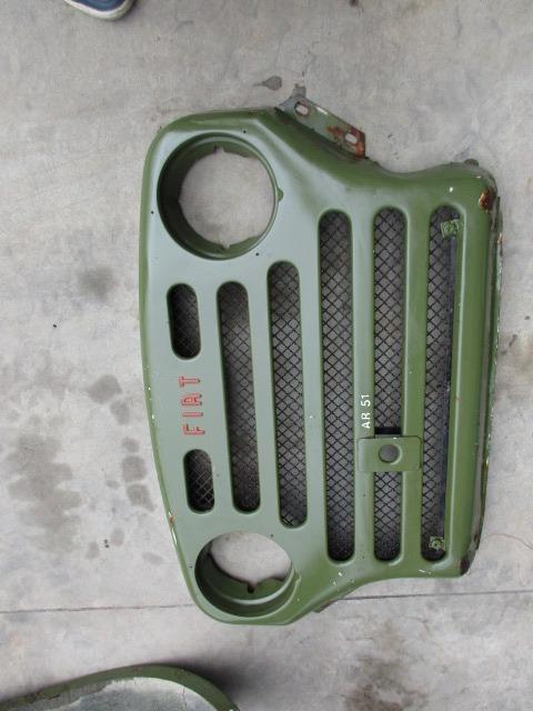 Calandre avant Fiat AR 51-59 Campagnola LesAnciennes.com