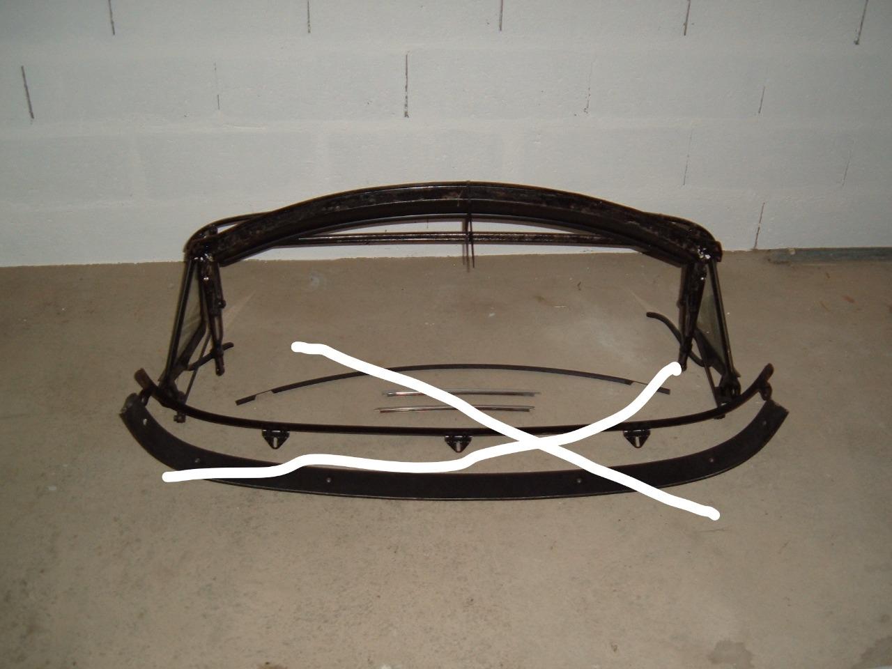 Châssis de Capote FIAT 124 Spider LesAnciennes.com