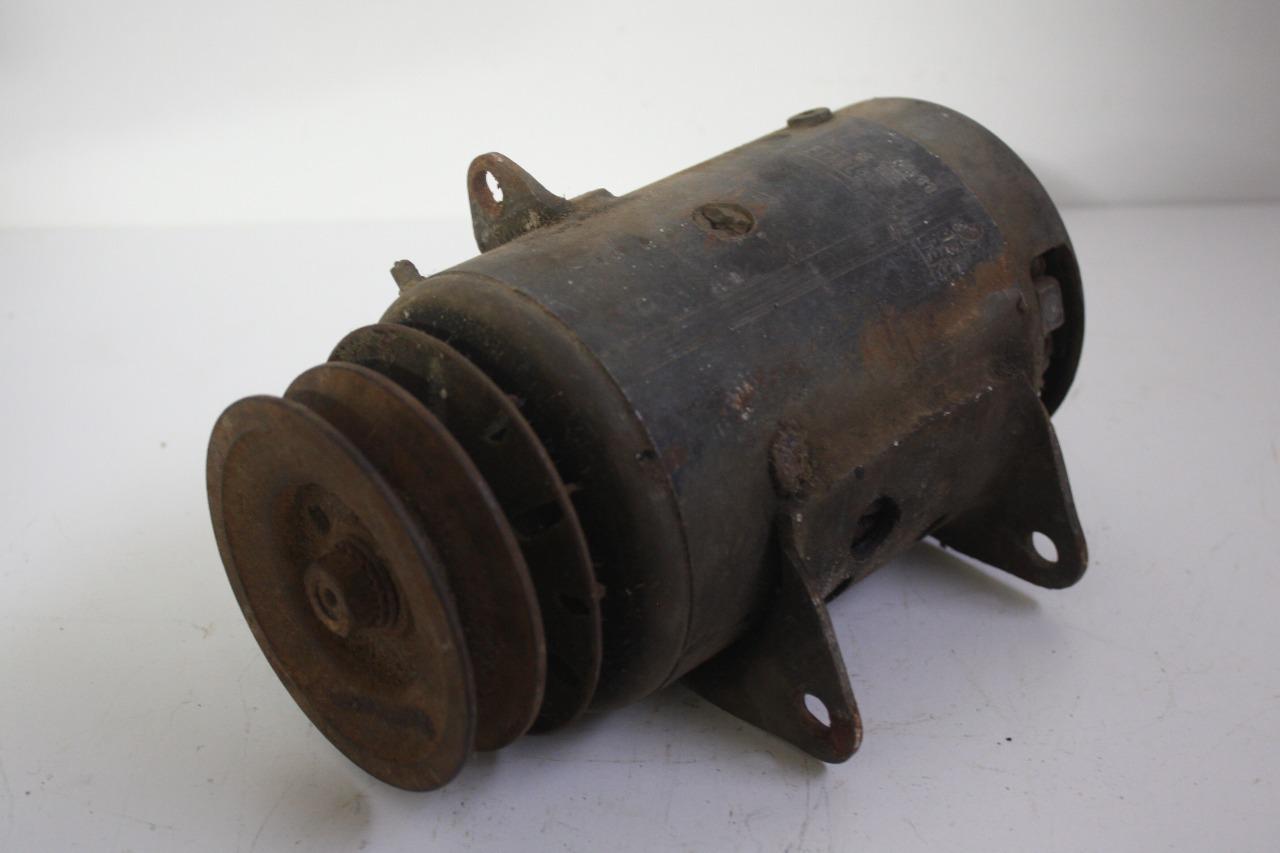 Dynamo Ducellier W411SP27 W411 12V Peugeot 302 LesAnciennes.com