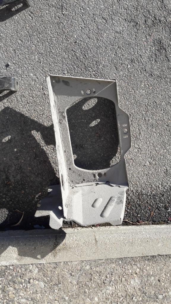 APPLIQUES DE PHARES CITROEN CX phase 1 et phase 2 LesAnciennes.com