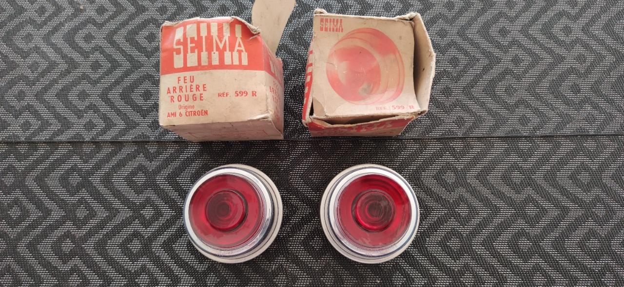 Feux arrière CITROEN Ami 6 LesAnciennes.com