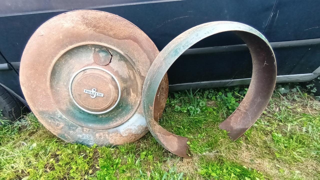 Cache roue PONTIAC 1935 LesAnciennes.com