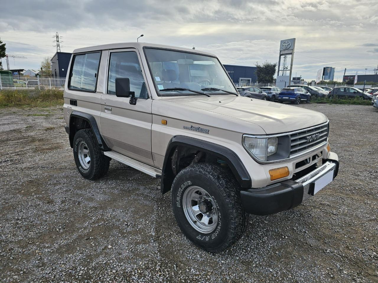 TOYOTA Land Cruiser KZJ 70 - 1994 LesAnciennes.com