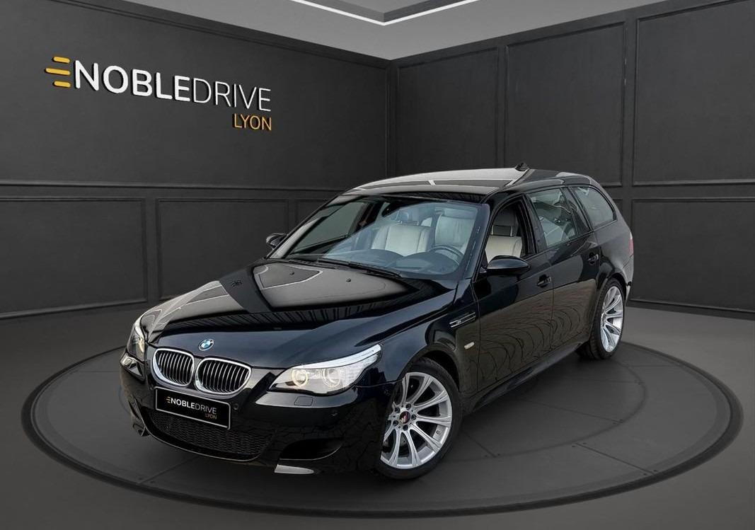BMW Touring M5 E61 LesAnciennes.com