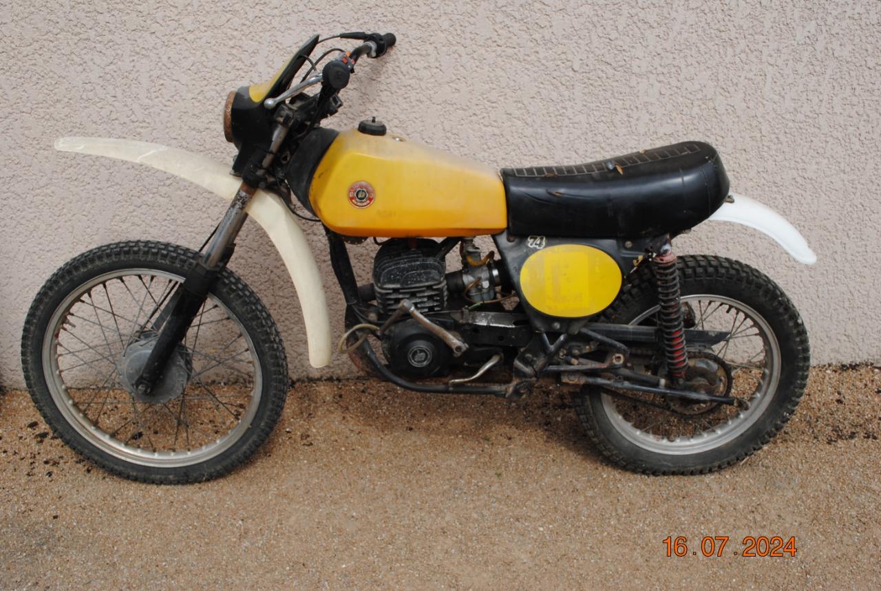 BULTACO Frontera enduro - 1976 LesAnciennes.com