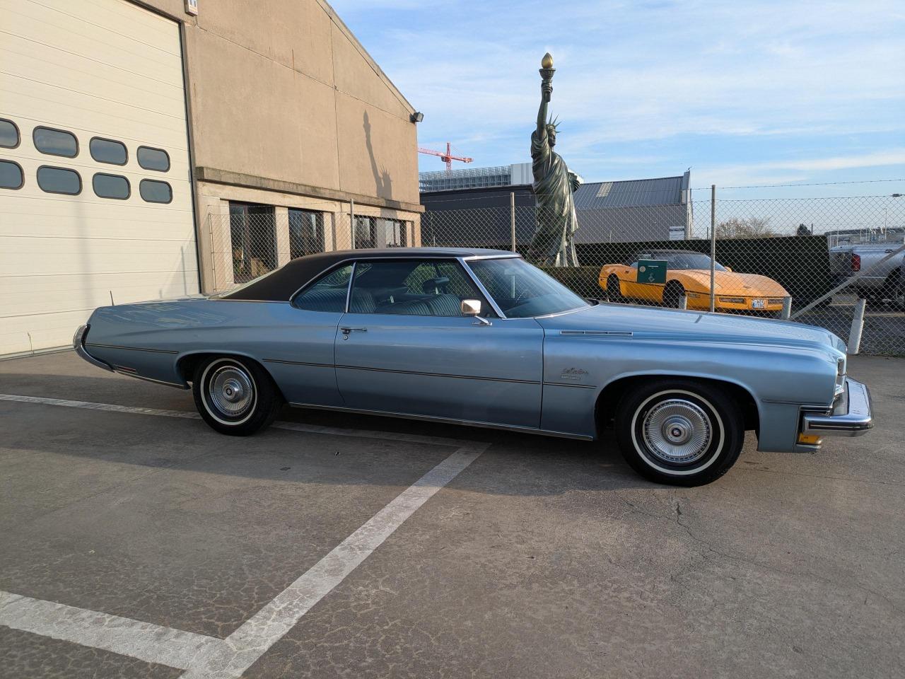 BUICK LeSabre custom coupé - 1974 LesAnciennes.com