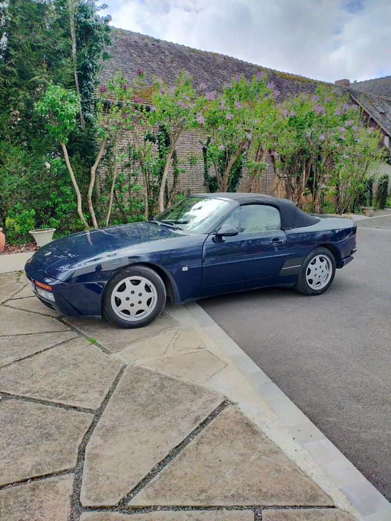 PORSCHE 944 S2 Cabriolet - 1990 LesAnciennes.com