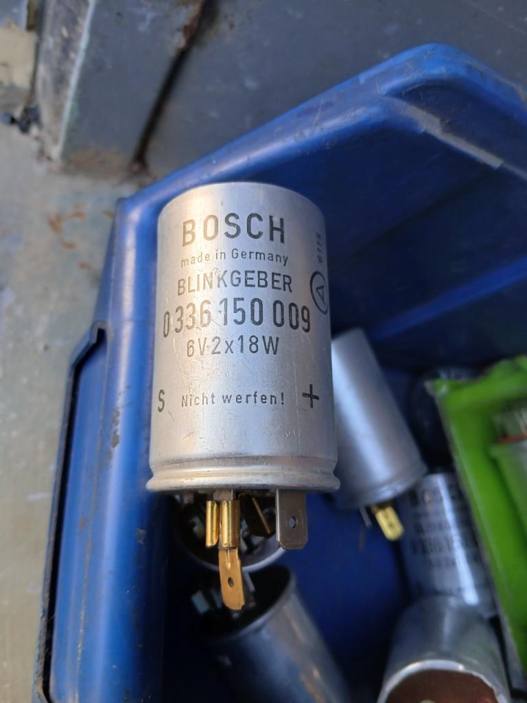 Pièces VOLKSWAGEN Karmann Ghia LesAnciennes.com