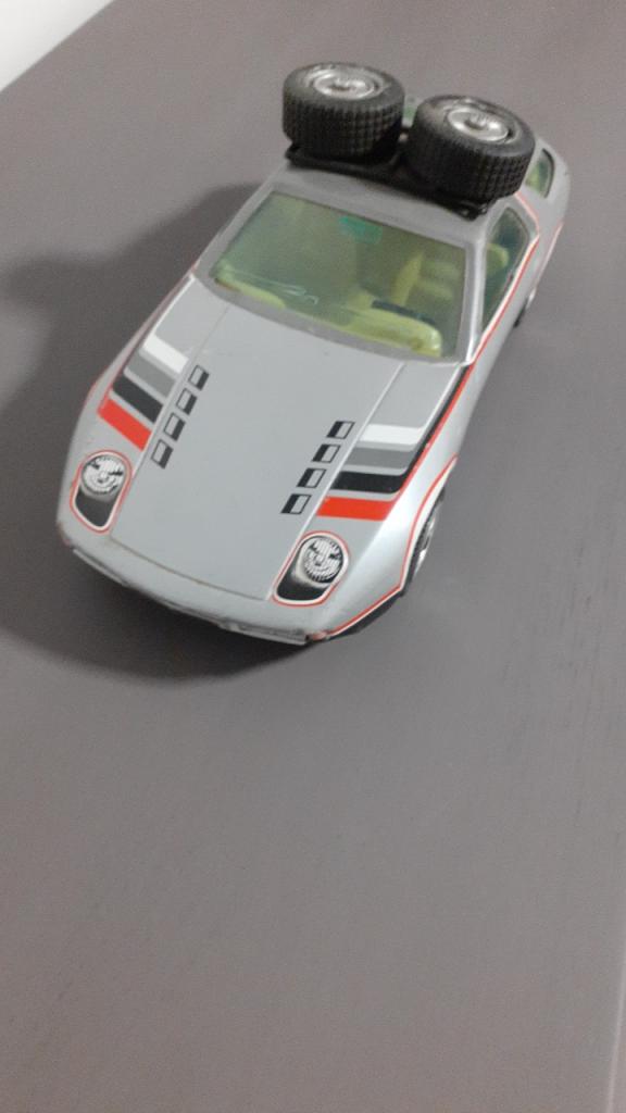 Porsche 928 LesAnciennes.com