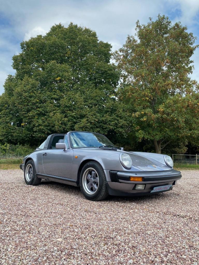 PORSCHE 911 Targa 3.2 G50 Jubilé - 1988 LesAnciennes.com