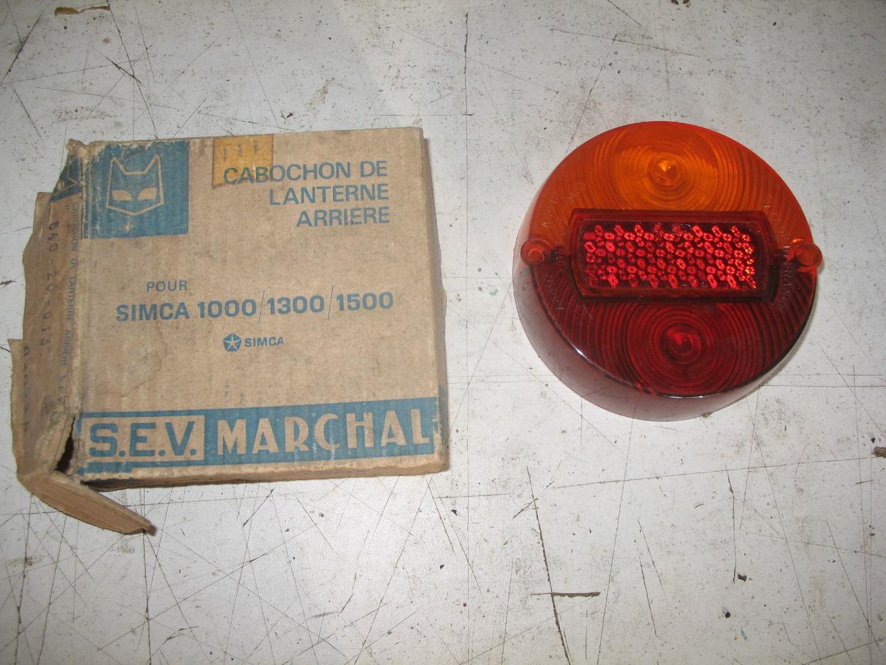 Cabochon SIMCA 1000 LesAnciennes.com