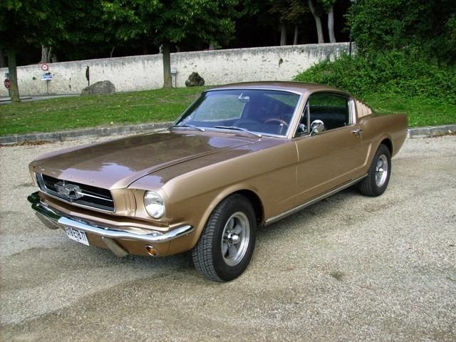 FORD Mustang Fastback - 1965 LesAnciennes.com