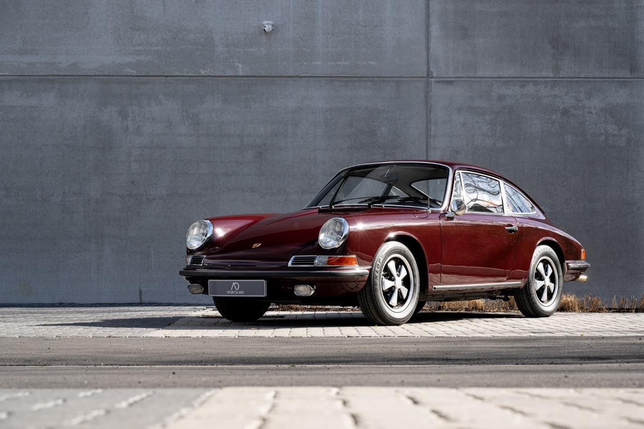 PORSCHE 911 S SWB Coupé - 1968 LesAnciennes.com
