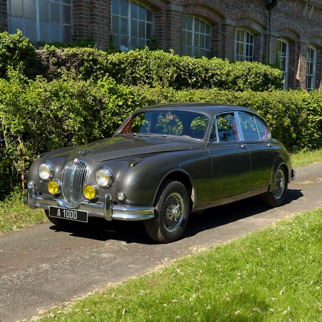 JAGUAR MK2 3.8L - 1964 LesAnciennes.com