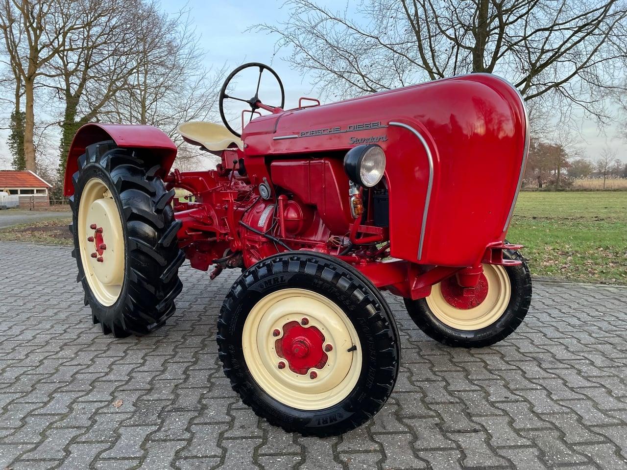 1960 Porsche-Diesel Standard 218 LesAnciennes.com