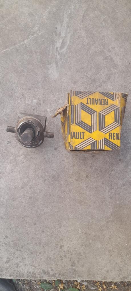 RENAULT estafette rotule suspension neuve LesAnciennes.com