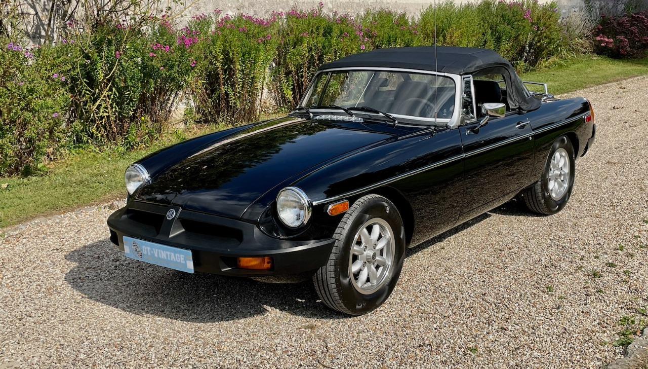 MG MGB cabriolet - 1980 LesAnciennes.com