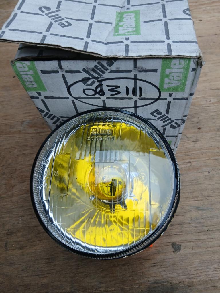 Phare LANCIA Delta Integral LesAnciennes.com